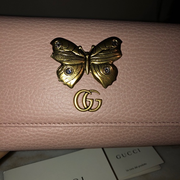Gucci**SOLD** - Picture 2 of 6
